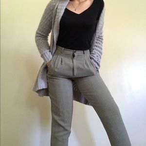 gray Banana Republic knit cardigan